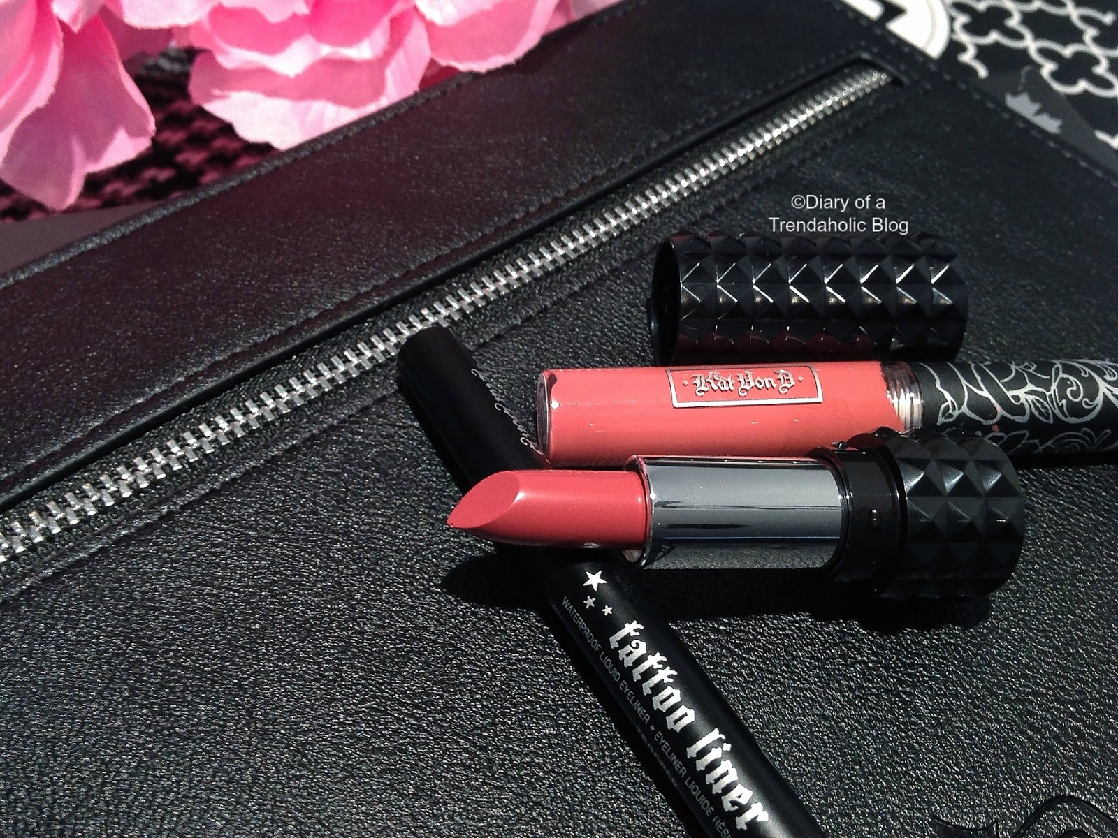 Diary of a Trendaholic : Kat Von D Hello Canada! Set: Review & Swatches