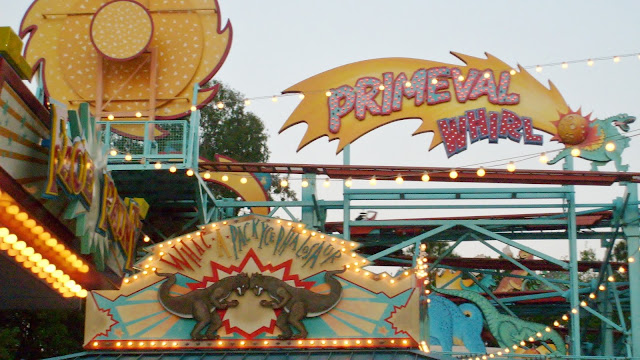 That Disney Girl.: Pictures: Animal Kingdom- Dinoland, USA