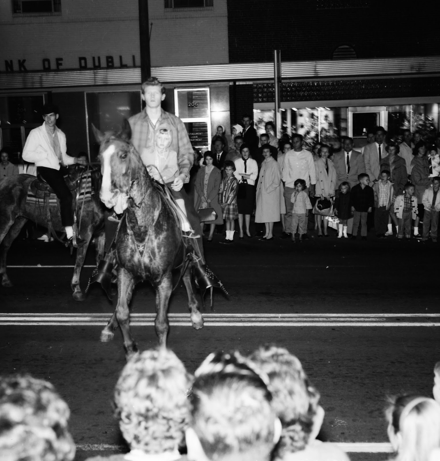 IMAGES OF OUR PAST CHRISTMAS PARADE 1962, DUBLIN,