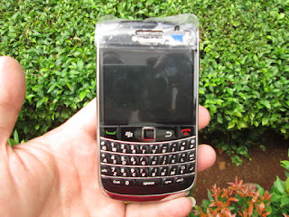 Blackberry jadul Onix 9700