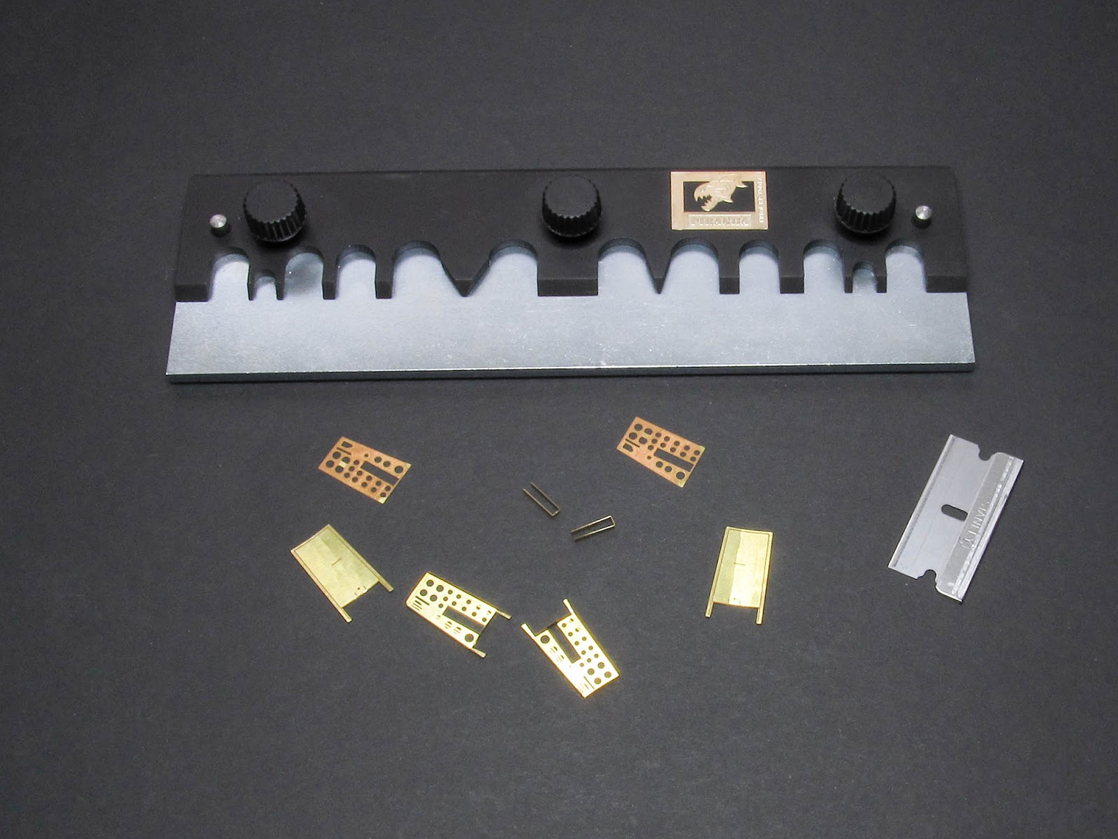 RP TOOLZ Piranha photoetch bending tool DetailScaleView