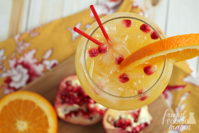 This bubbly and bright Sparkling Pomegranate Screwdriver is a fall twist on a classic cocktail.