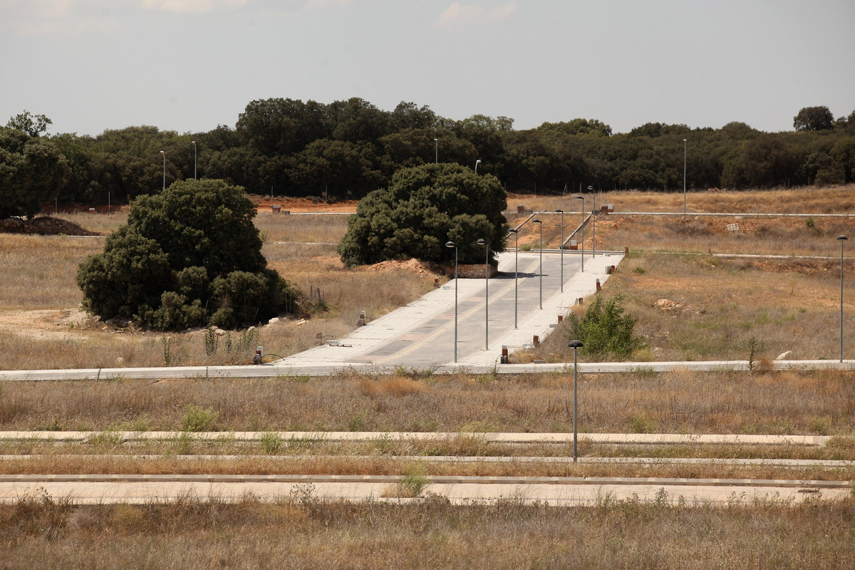 Deserted Places The Spanish ghost town of Ciudad Valdeluz