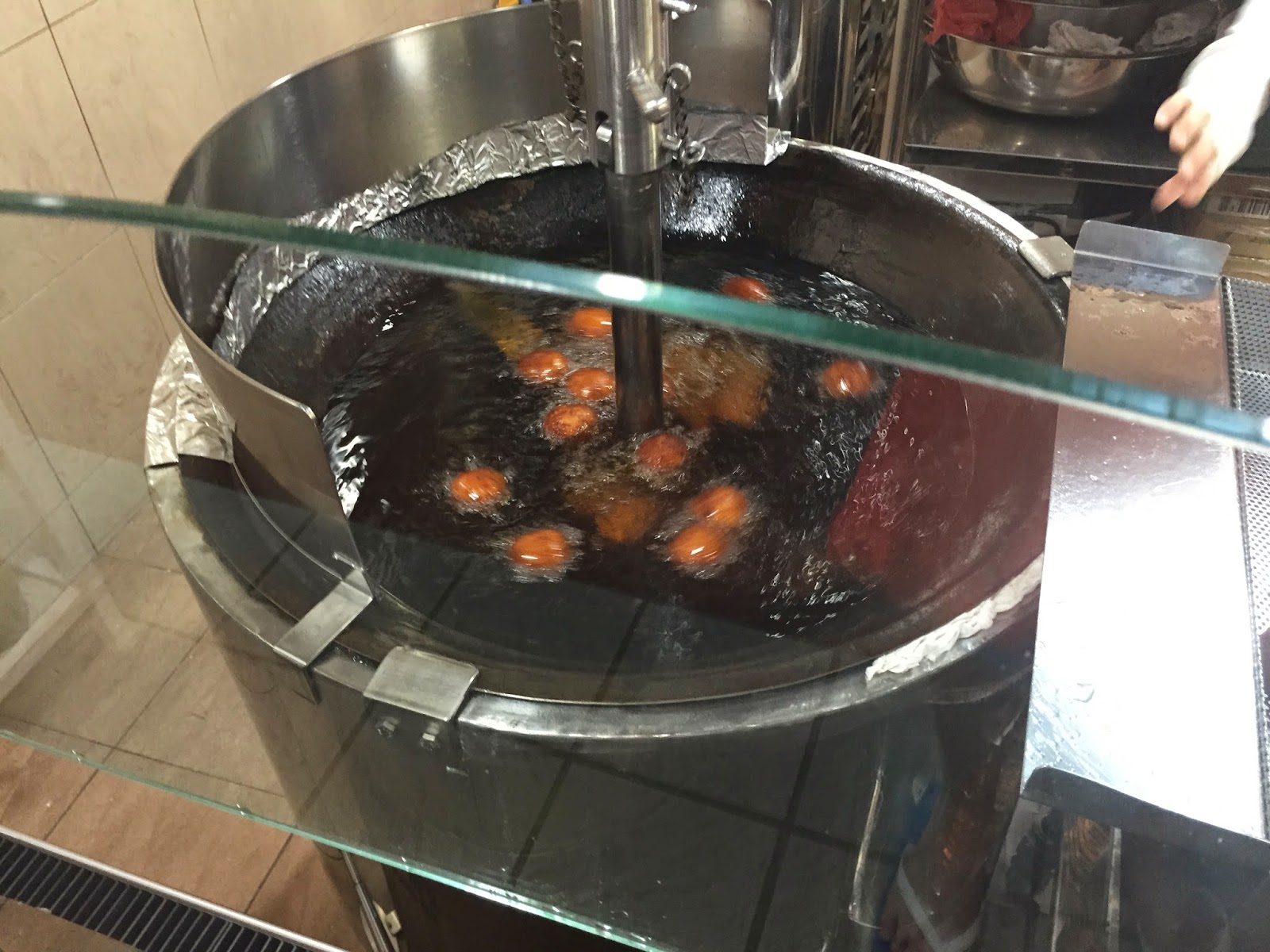 Fat Clay Fried Sweet Potato Ball 日兴香记 at Maxwell Food Centre