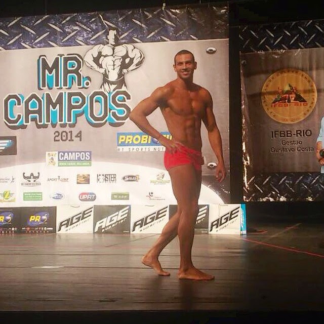 Breno Neves no palco do Mr. Campos Foto: Instagram/Reprodução
