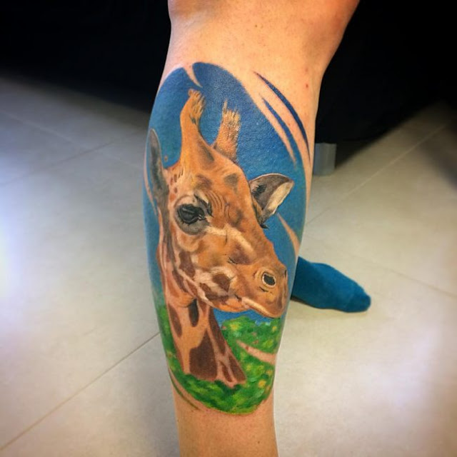 tatuagem de girafa tatuagem de girafa