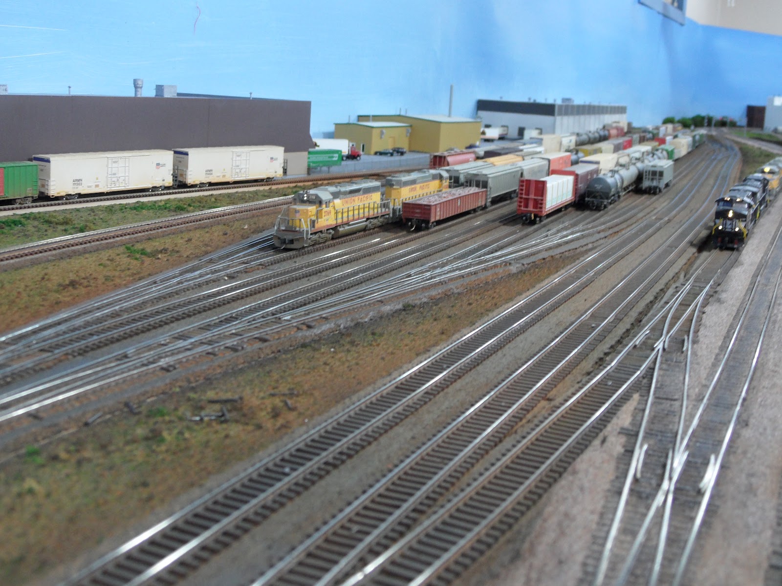 Model train N scale model railroad yards