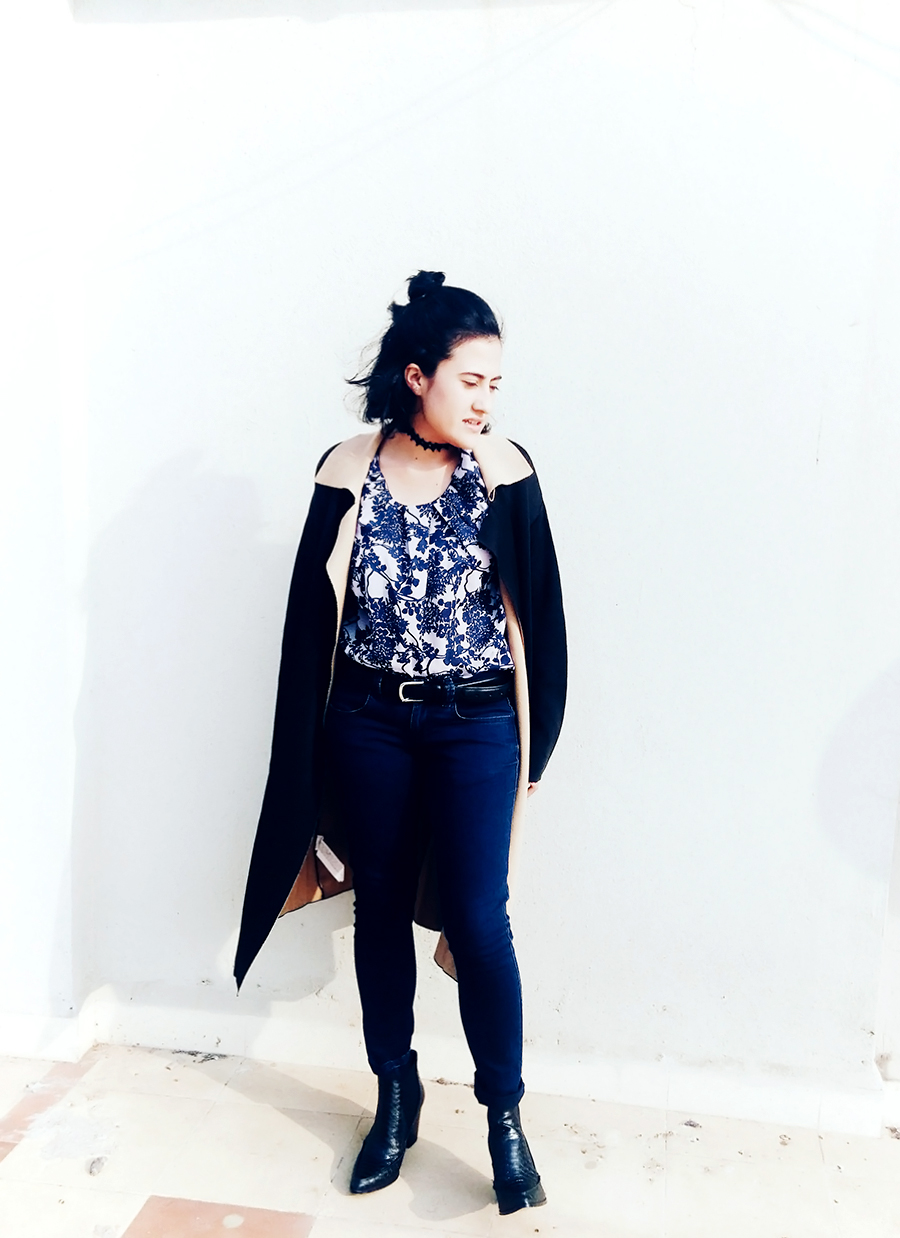 BLACK MEETS NAVY | STYLE PANORAMA: FASHION AND ILLUSTRATION BLOG FROM DHEERA JOSHI Zara navy jeans , indian fashion blogger