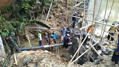 PEMBANGUNAN EMBUNG TMMD REG. KE-103 TA. 2018 DS. SUKOREJO SUDAH 50%