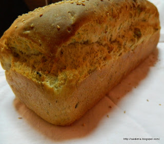 Νόστιμο σπιτικό ψωμί για τοστ