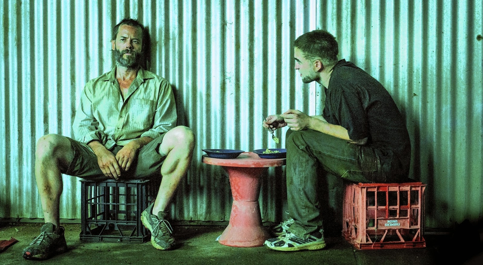 The Rover (2014): Pearce & Pattinson