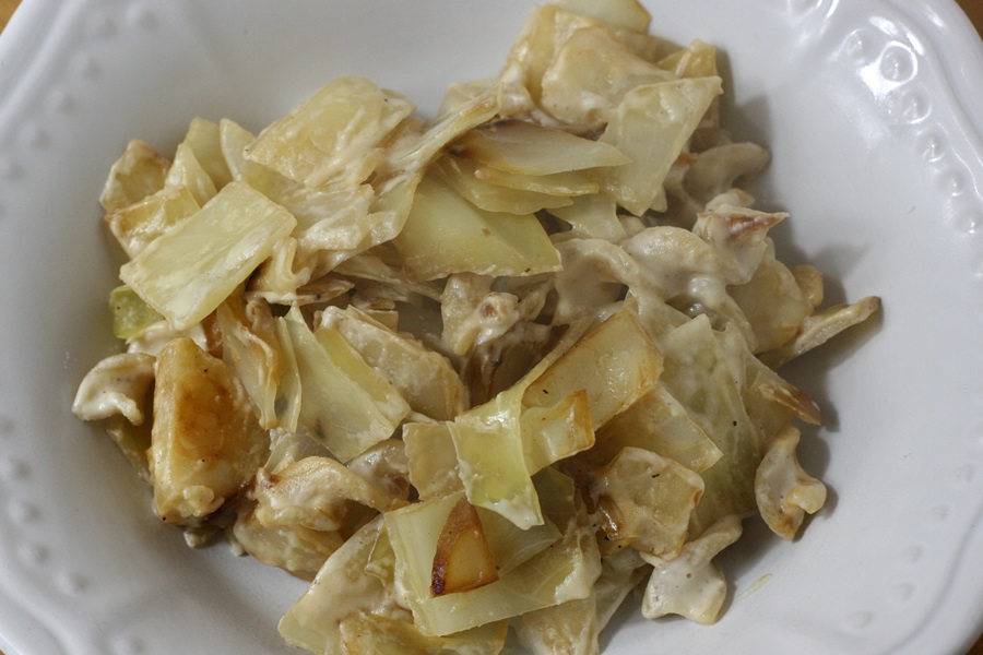 Sekundentakt: Nudeln mit Weißkohl in cremiger Sauce