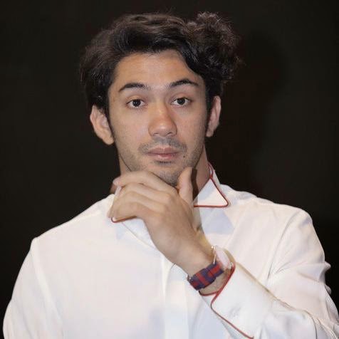 Profil Reza Rahardian