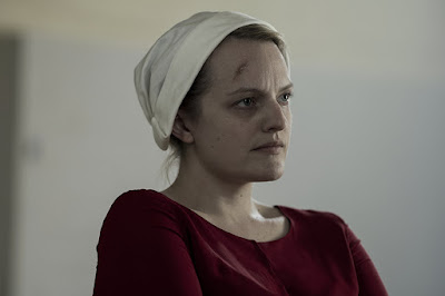 The Handmaid's Tale Season 2 Elisabeth Moss Image 9