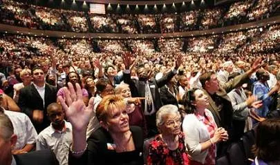 Culto de megaigreja americana