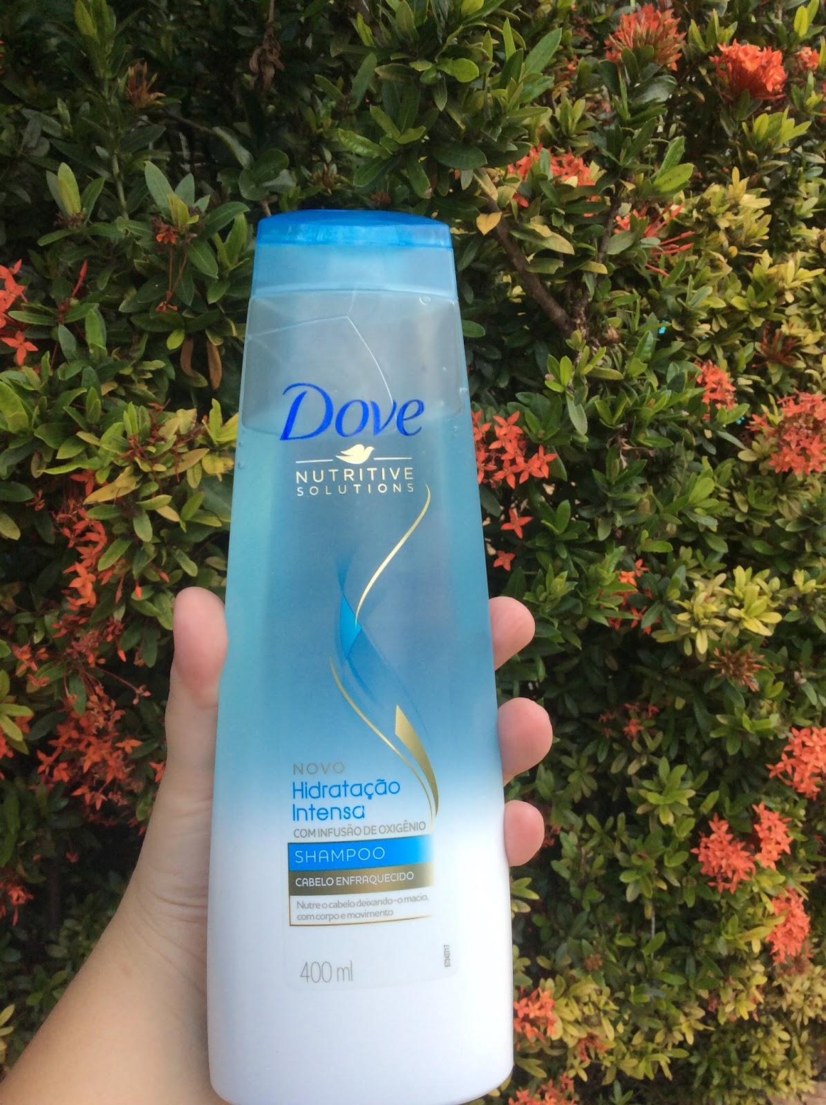Shampoo Dove Hidratação Intensa Oxigênio.