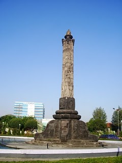 Monument Tugu Muda | Beutiful Tourism Websites