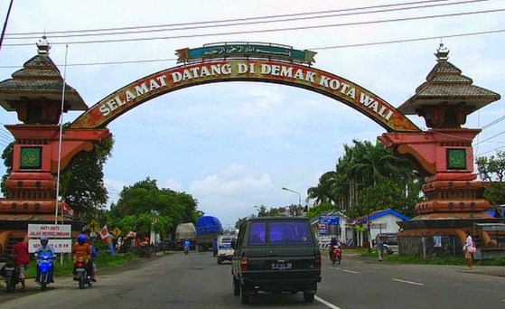 Asal Usul Sejarah Kota Demak Jawa Tengah Ihategreenjello