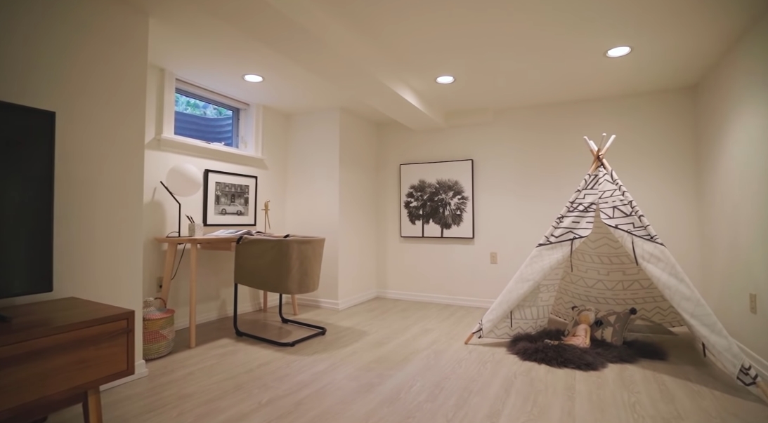 26 Interior Design Photos vs. 44 Old Bridle Path, Toronto Luxury Home Tour