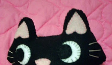 Gatinho de feltro com molde