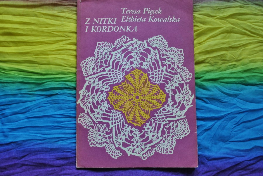 http://shonalitworzy.blogspot.com/2015/12/z-nitki-i-kordonka-teresa-piecek.html