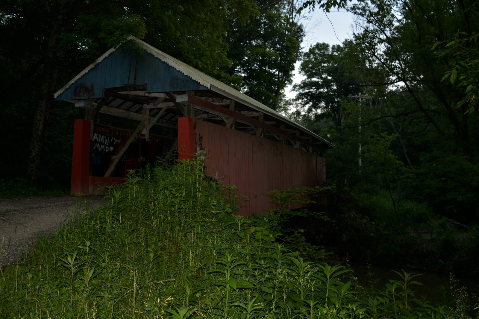 COVERED BRIDGES IN OHIO + JACKS HOLLOW COVERED BRIDGE MT. PERRY, OHIO