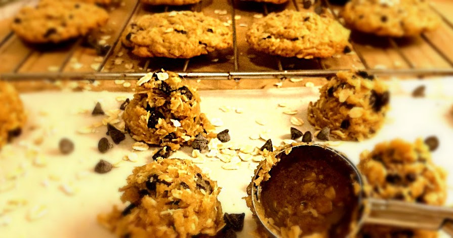 Yulaflı Damla Çikolatalı Kurabiye Oatmeal Chocolate Chip Cookies