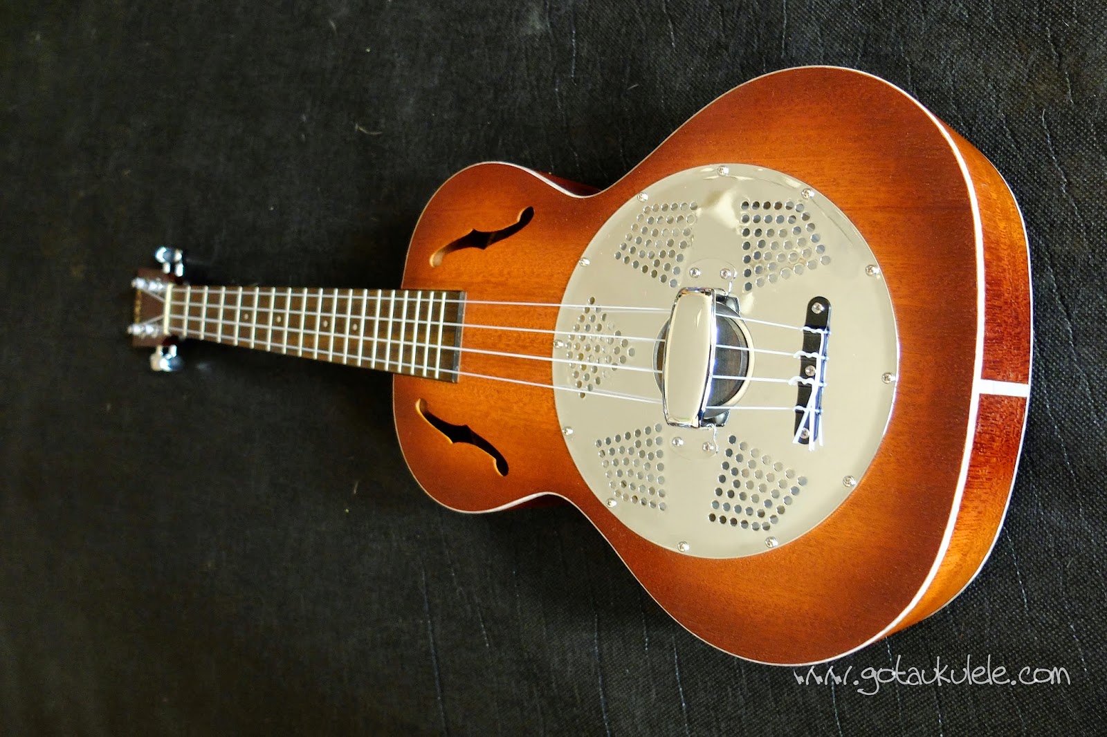 Kala KARESCHR Tenor Resonator Ukulele REVIEW
