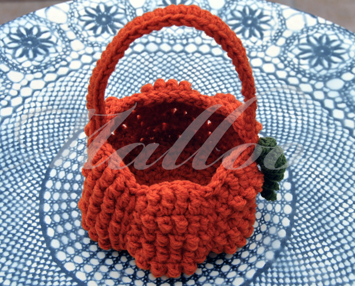 Halloween Pumpkin Basket - Free Crochet Pattern