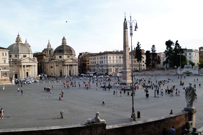 Piazza del Popolo, uma das praças mais lindas de Roma Piazza del Popolo, uma das praças mais lindas de Roma