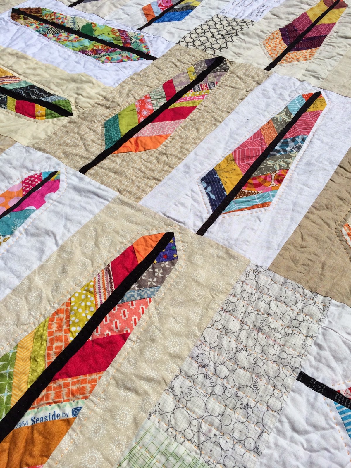 Sunny Bees of a Feather Quilt / CHARM ABOUT YOU