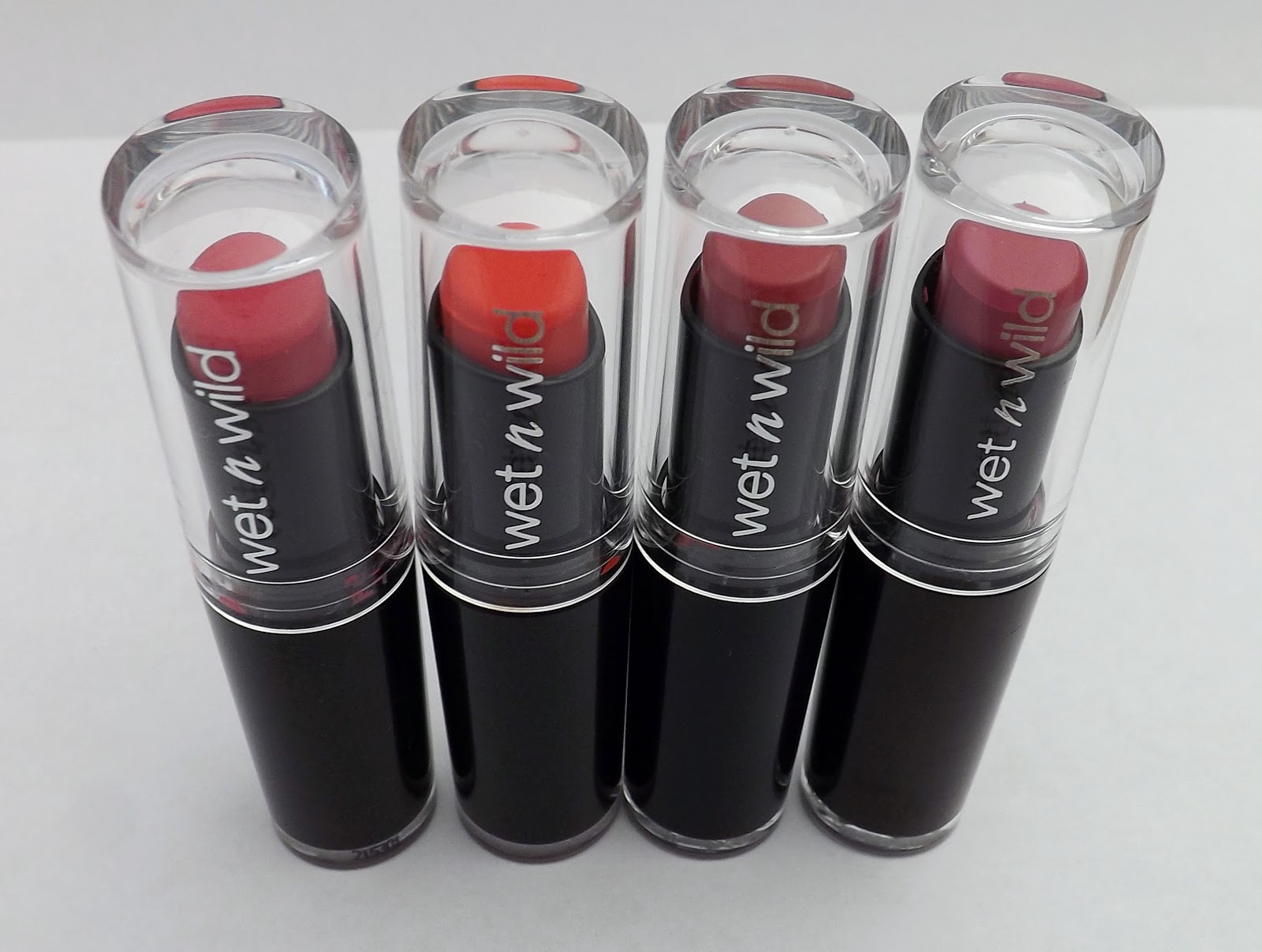 REVIEW | Wet N Wild MegaLast Lipstick in Rosebud 