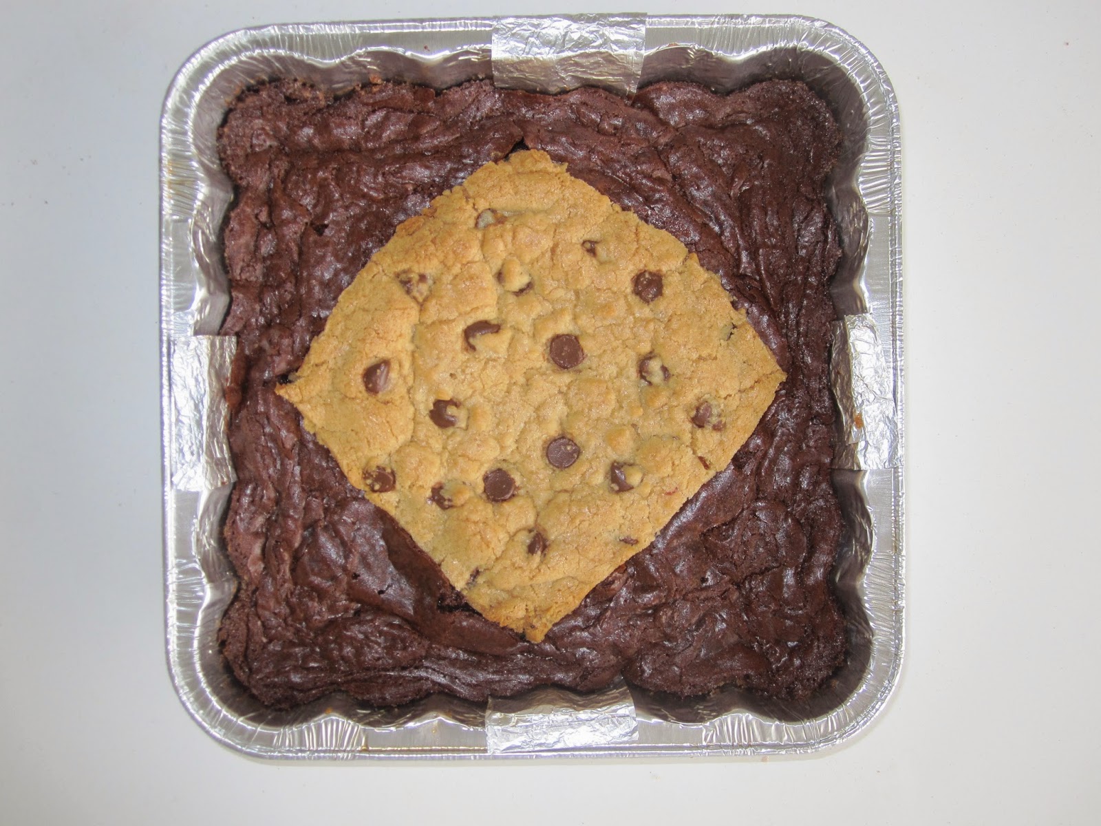 {VIDEO} DIY Disposable Baking Pans (heart shaped foil pans, parchment