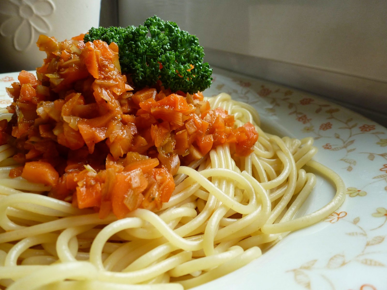 Ina Is(s)t: Einfache Gemüsesoße mit Spaghetti