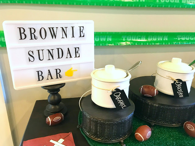 Make your own Brownie Dessert Bar.