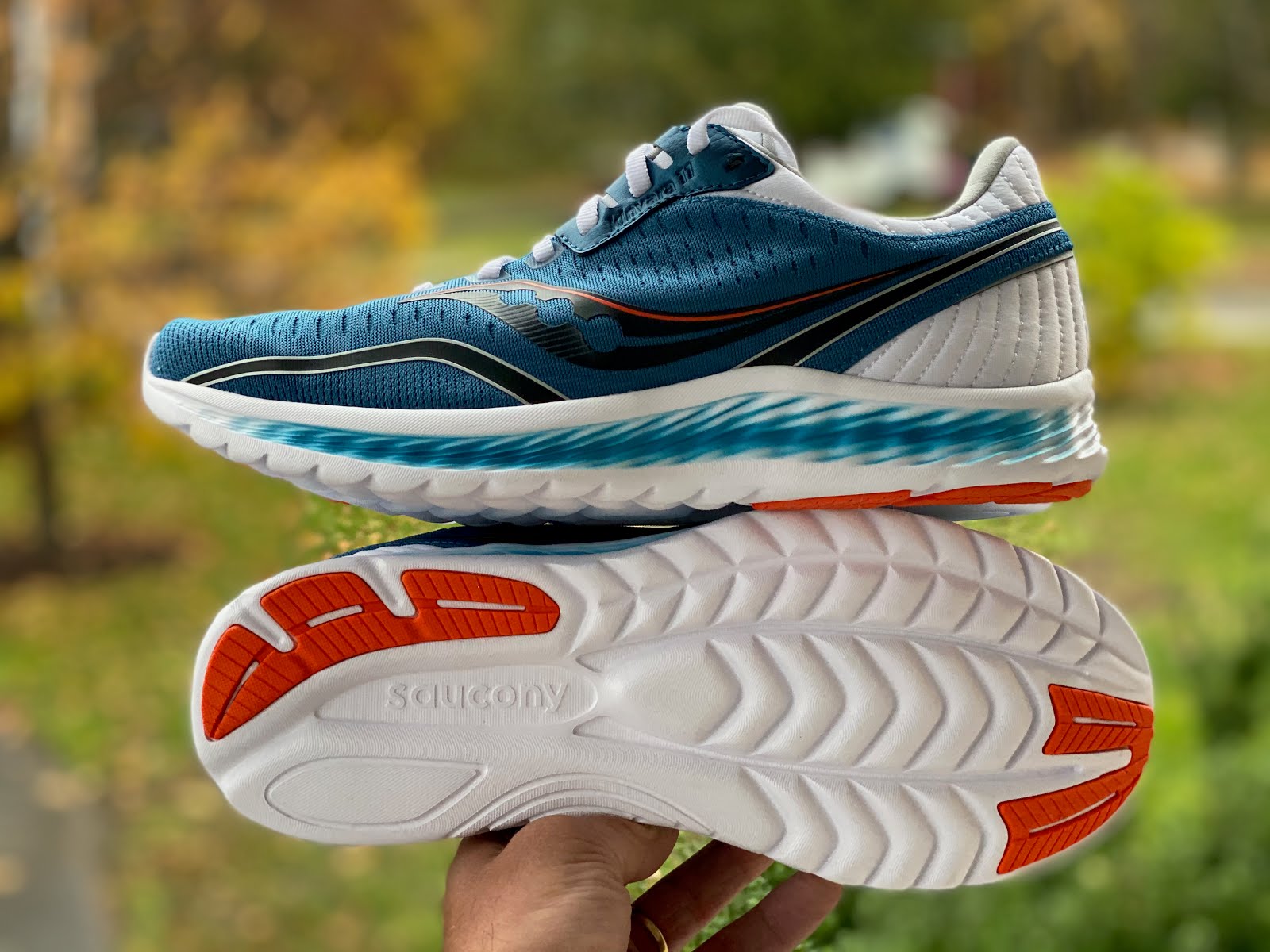 saucony running shoes video