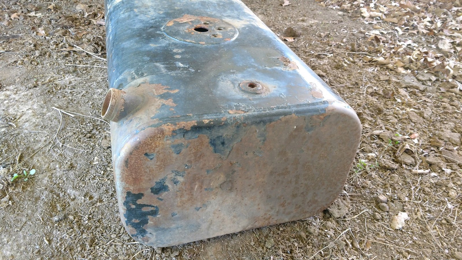 Side Mounted Fuel Tanks for Medium and Heavy duty Trucks