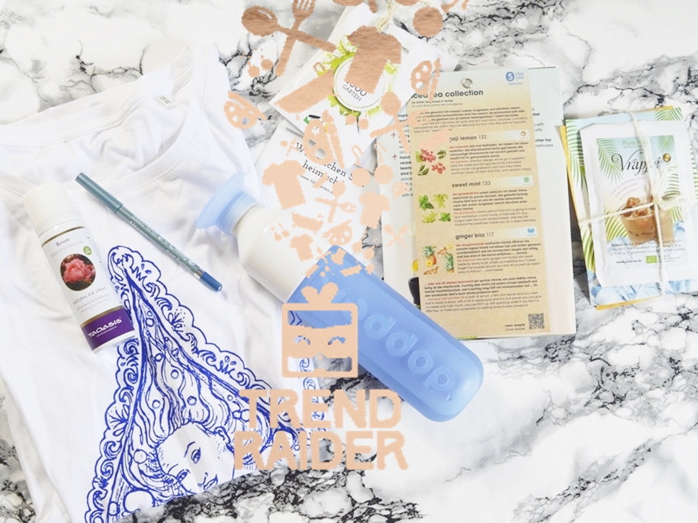 Products of the TrendBox / TrendRaider June 2016 'WaterPassion' / Dopper bottle, Ice Tea, drink powder, face tonicum, soja seeds, t-shirt, kajal eyeliner