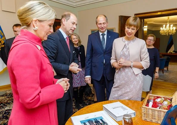 Countess Sophie wore Emilia Wickstead wool-crepe coatdress and Prada suede pumps carried Sophie Habsburg clutch. President Kersti Kaljulaid