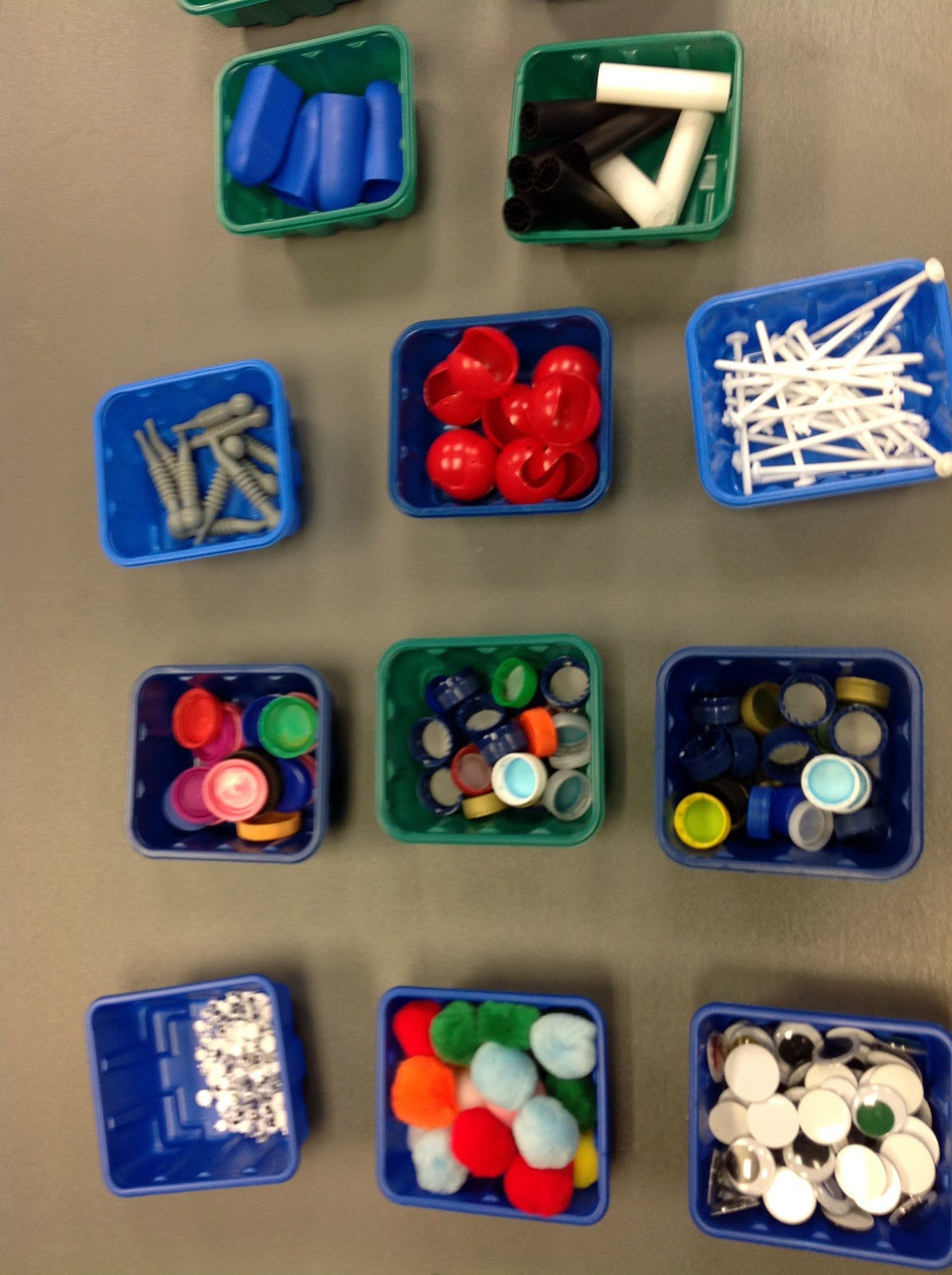 The Show Me Librarian: Art Aliens Invade! or, How a craft program