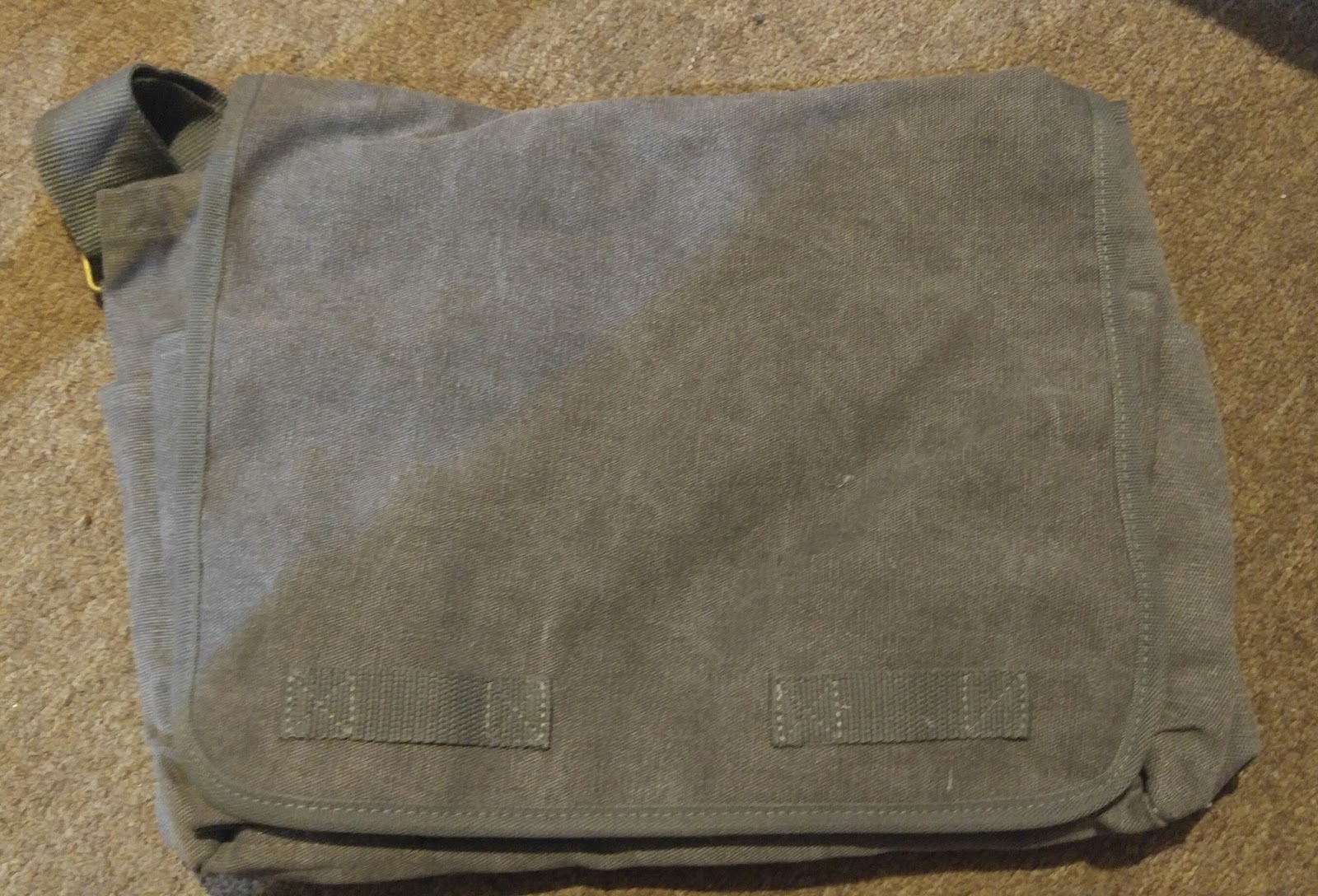 Did you see that? Sweetbriar Classic Messenger Bag