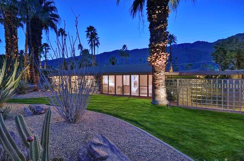 The Krisel Connection Twin Palms Estates Private Oasis For Sale Palm