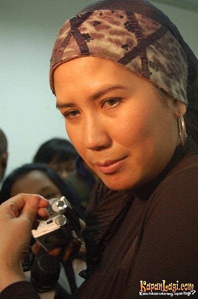 Sejarah Band dan Musisi: Nicky Astria