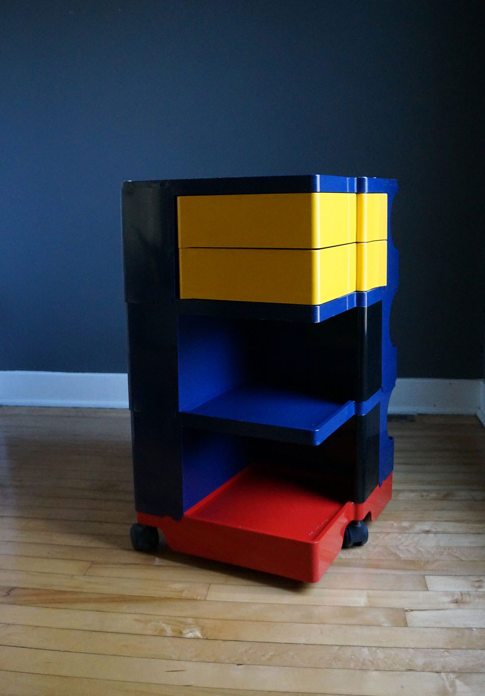 str8mcm Joe Colombo Boby Cart