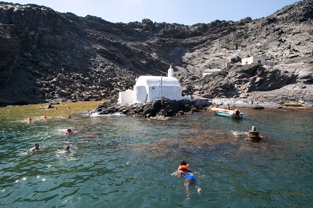 Crociera in catamarano a Santorini-Hot springs