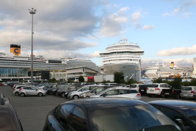 SergioCruises Porto de Savona e a