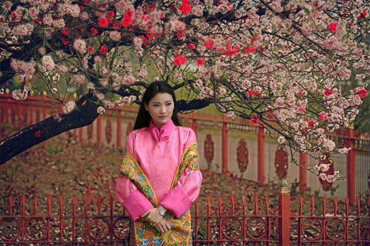Wangzom's Random Thoughts: Happy Birthday Wishes to Her Majesty the ...