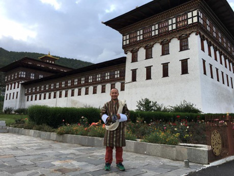 Tien Dat noi giong phim chuong hai huoc, dap tra ke hack Facebook - Anh 4