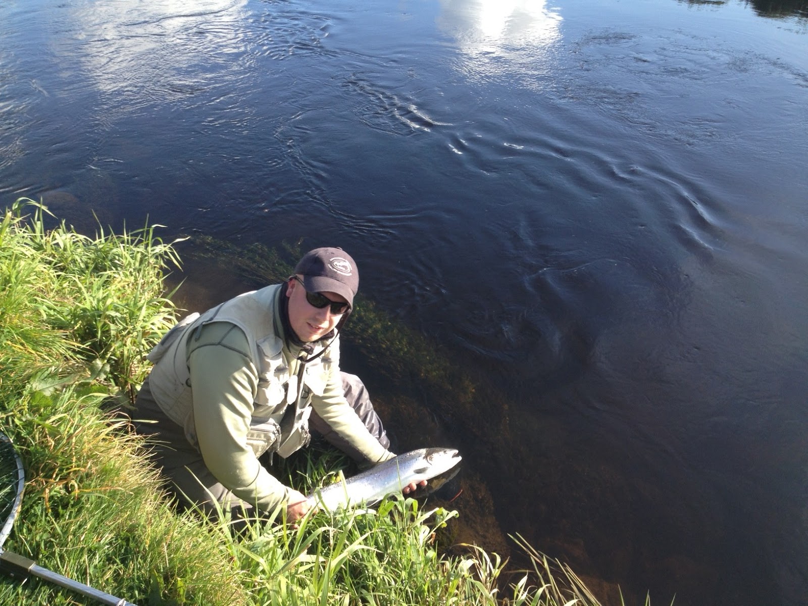 Dee & Don Salmon Fishing Sea Liced 7lber From The River Don