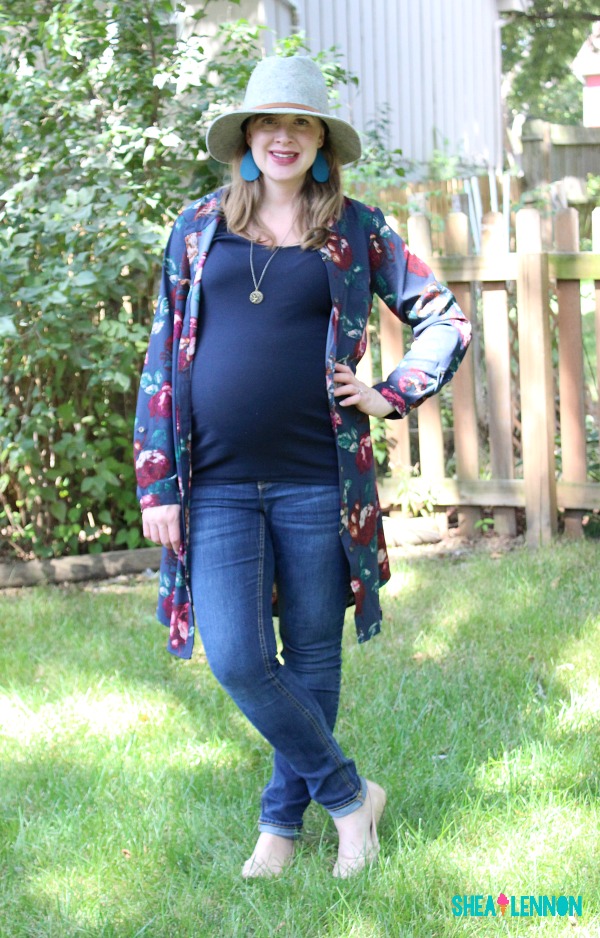 Fall outfit idea - dark floral kimono with a fun hat and jeans. No kimono? Do what I did and wear a shirt dress, unbuttoned. Click through for details. 
